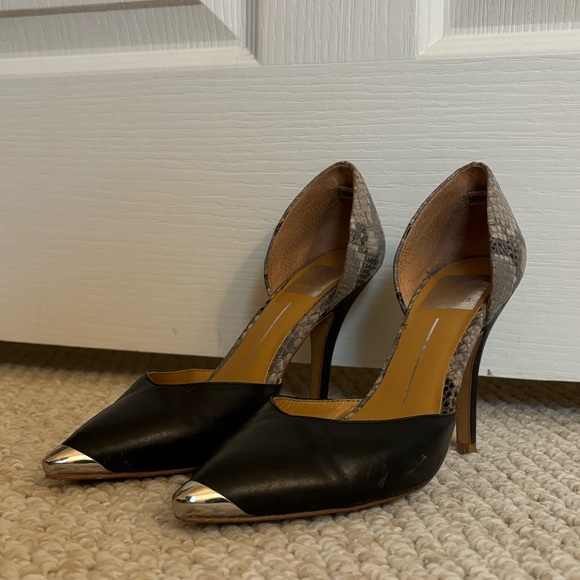 DOLCE VITA Black and Snakeskin Print Heels with Silver Pointed Toes - Picture 2 of 8